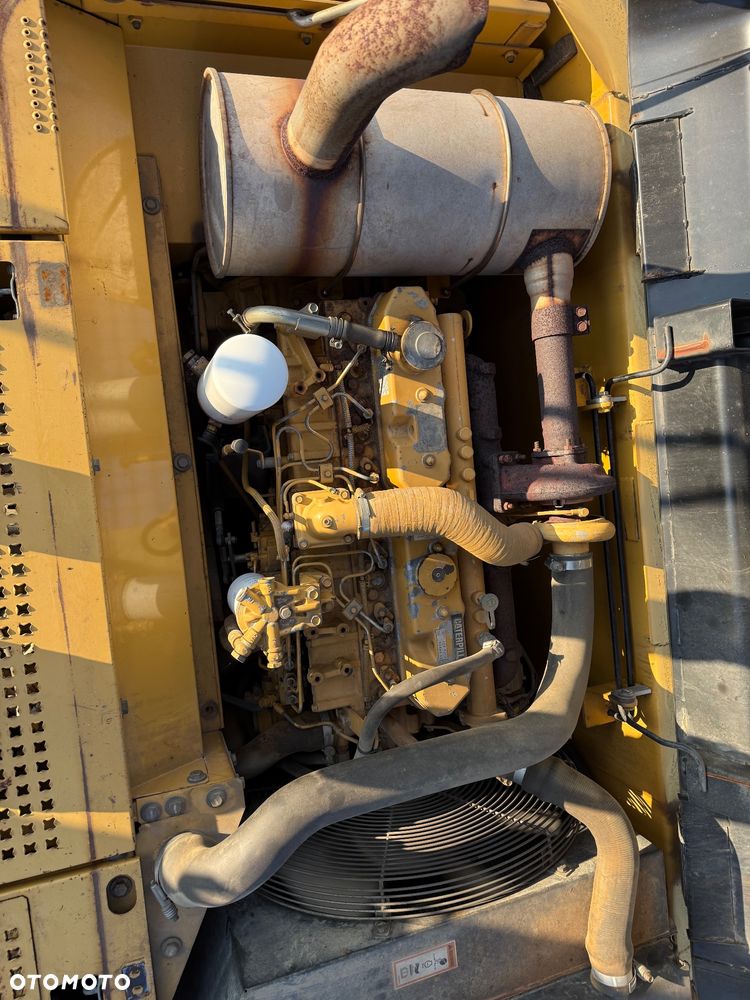 Caterpillar 318 CL - 11