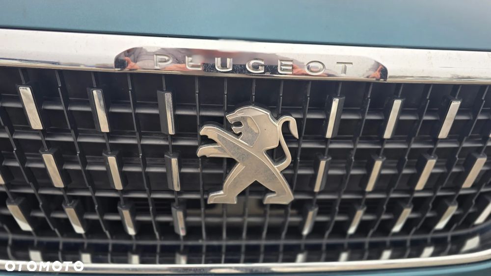 Peugeot 2008 1.2 PureTech Allure S&S - 20