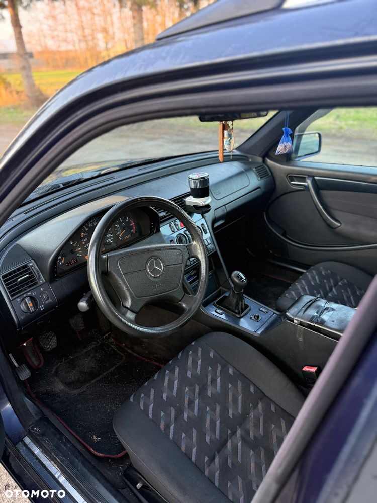 Mercedes-Benz Klasa C 220 T CDI Esprit - 16