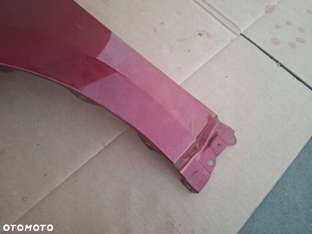 BŁOTNIK PRZEDNI TOYOTA YARIS IV ORYGINAŁ - 2