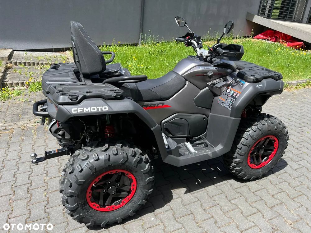 CFMoto CForce - 12
