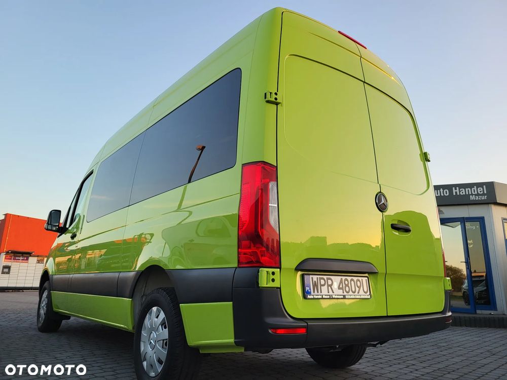Mercedes-Benz Sprinter - 30
