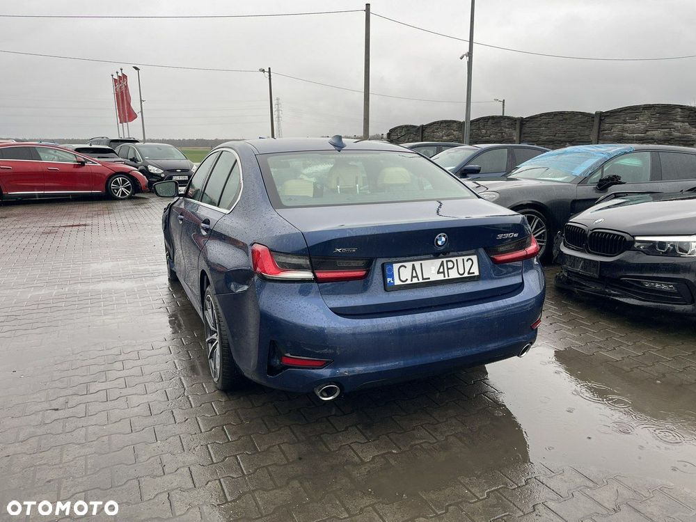 BMW Seria 3 330e PHEV xDrive - 4