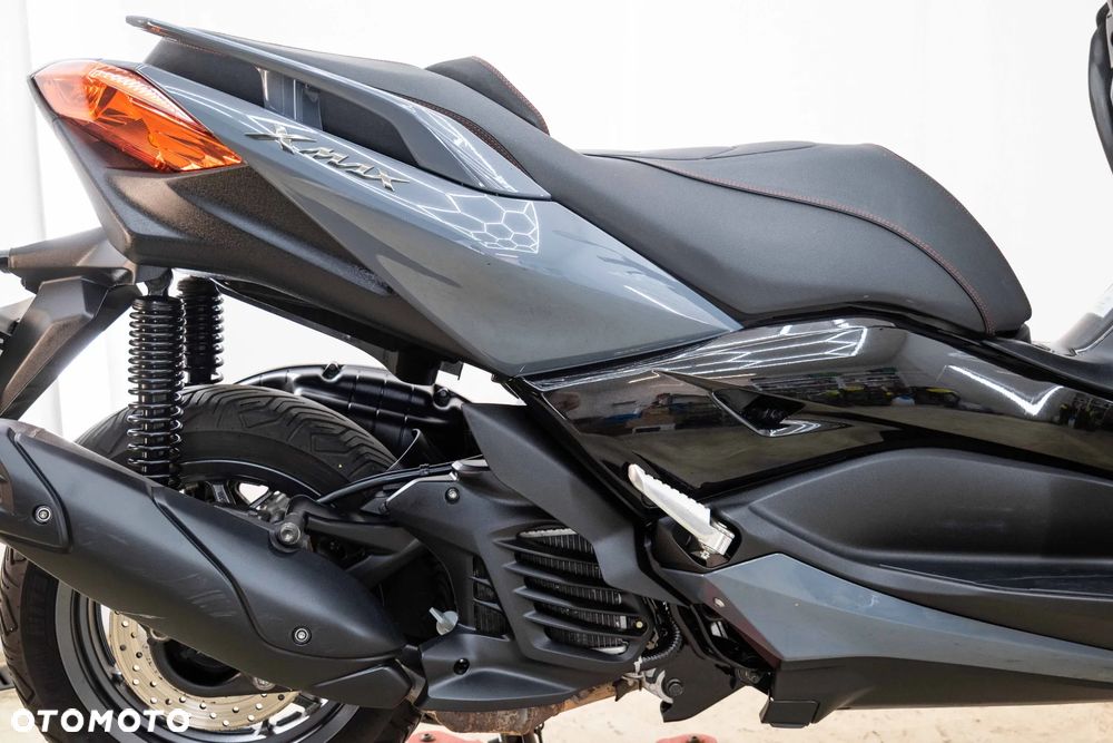 Yamaha X-max - 14