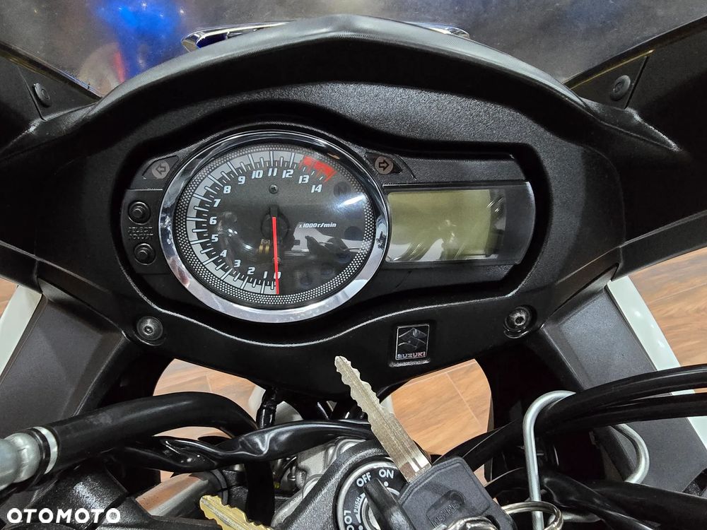 Suzuki Bandit - 4