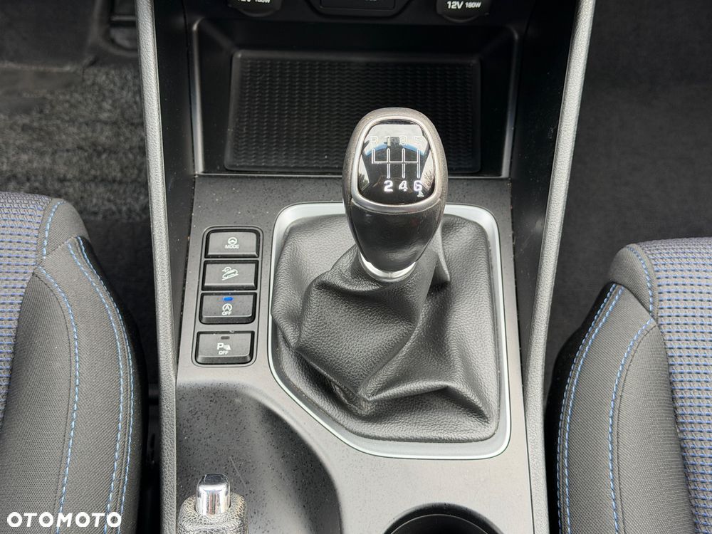 Hyundai Tucson 1.6 GDI BlueDrive Style 2WD - 23