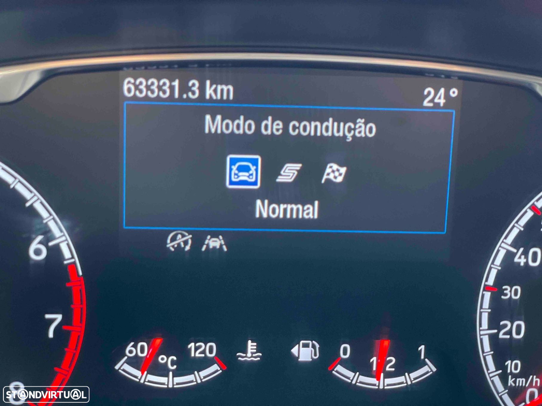 Ford Fiesta 1.5 EcoBoost S&S ST X - 45