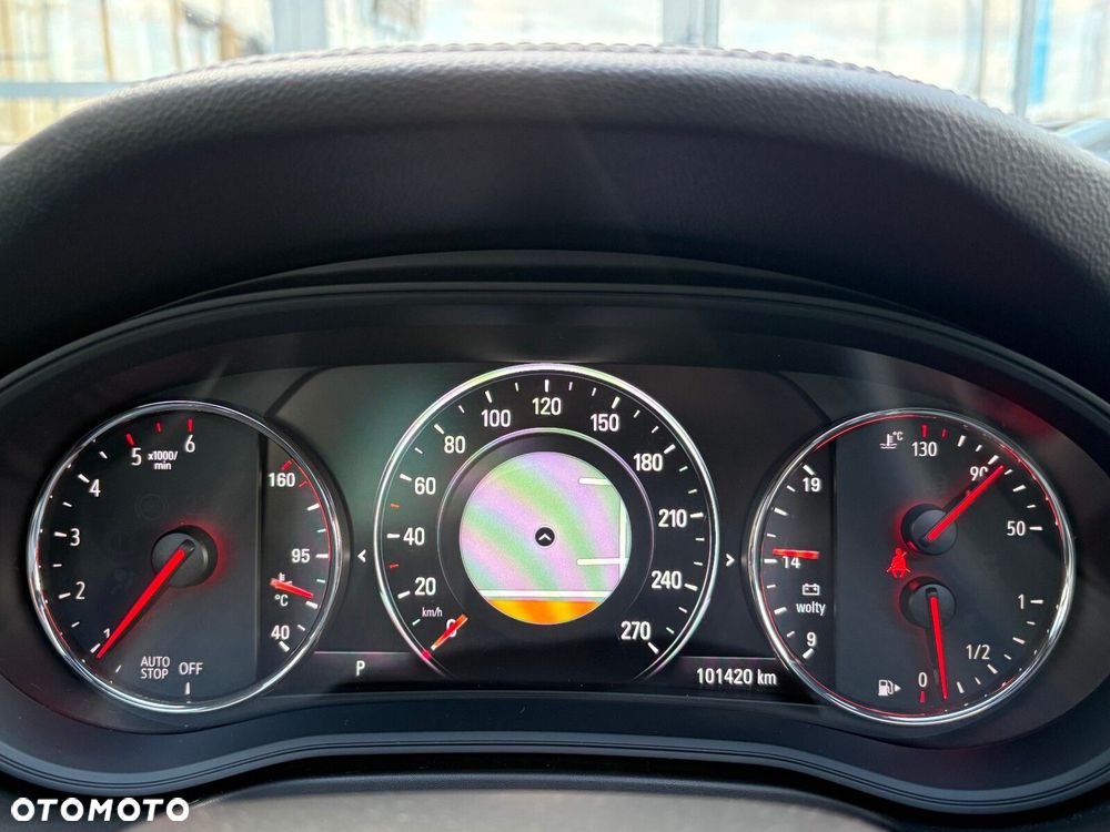 Opel Insignia - 22