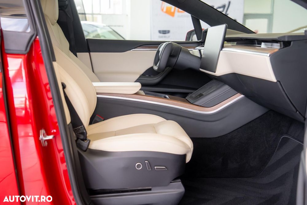 Tesla Model X Standard - 19