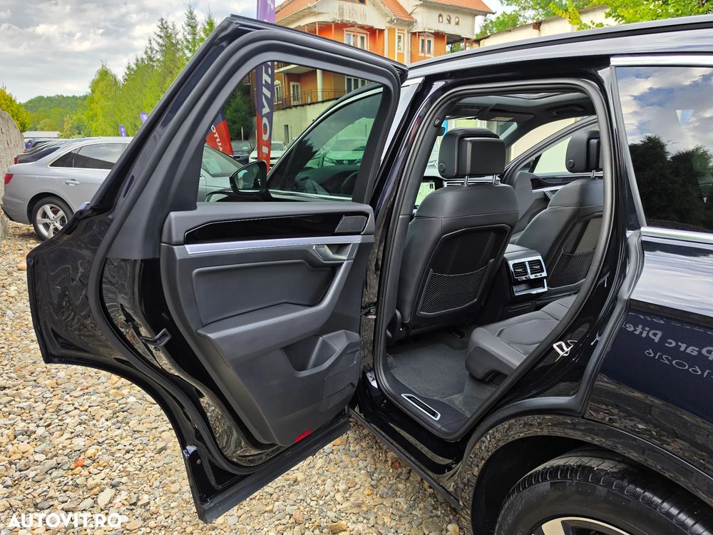 Volkswagen Touareg 3.0 V6 TDI SCR 4Motion Automatik R-Line - 25