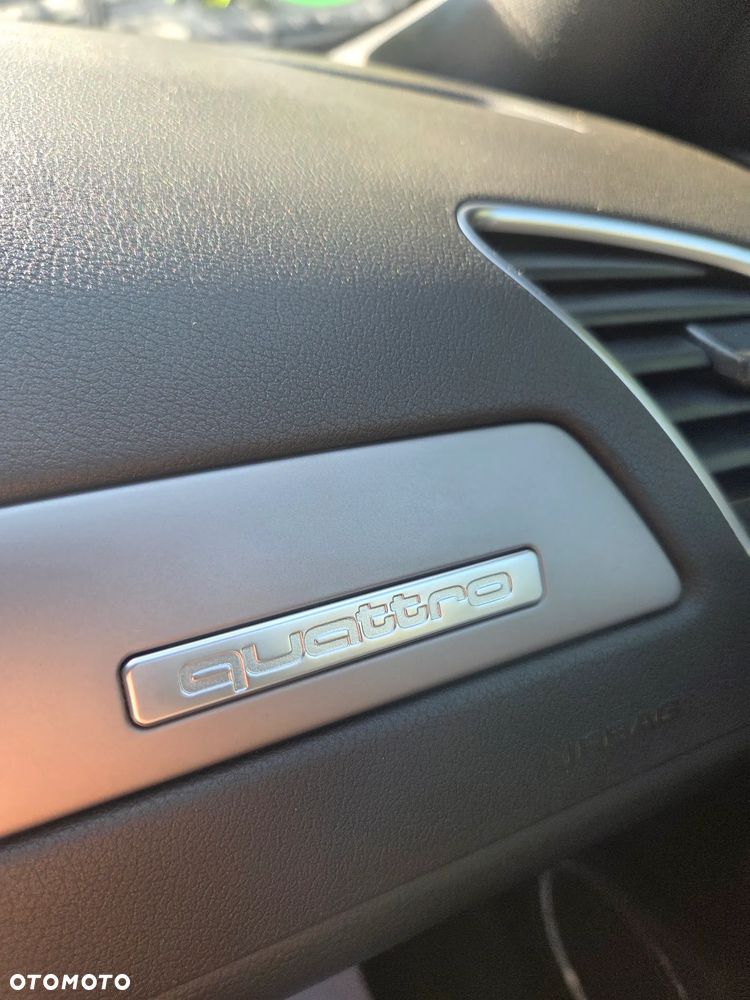 Audi A4 Avant 2.0 TDI DPF quattro S tronic Attraction - 12