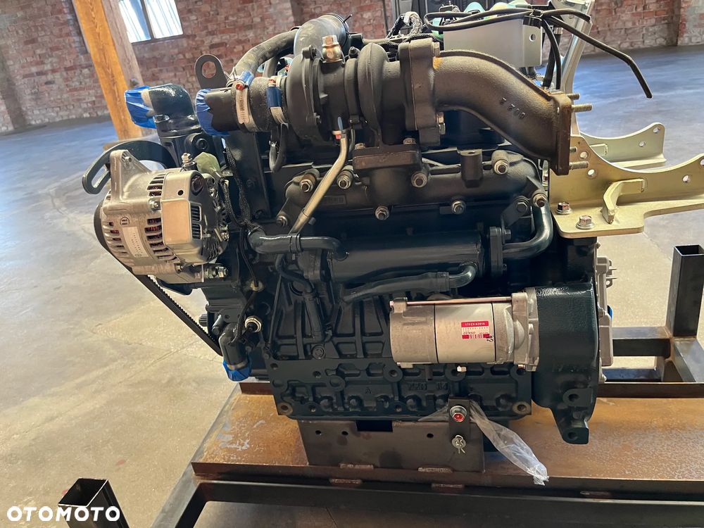 FV23% Silnik Kubota V2403-T Nowy Kompletny - 6