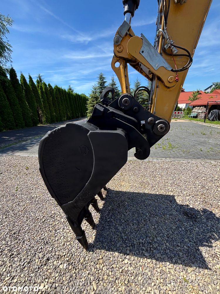 Caterpillar CAT M318F ROK 2019 PODPORY PLUG 1 WLASCICIEL - 23
