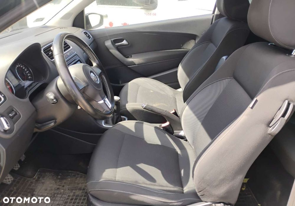 Volkswagen Polo - 9
