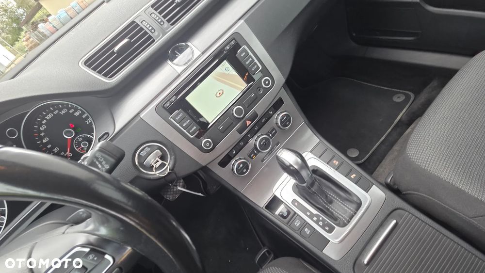 Volkswagen Passat Variant 2.0 TDI Comfortline DSG - 7