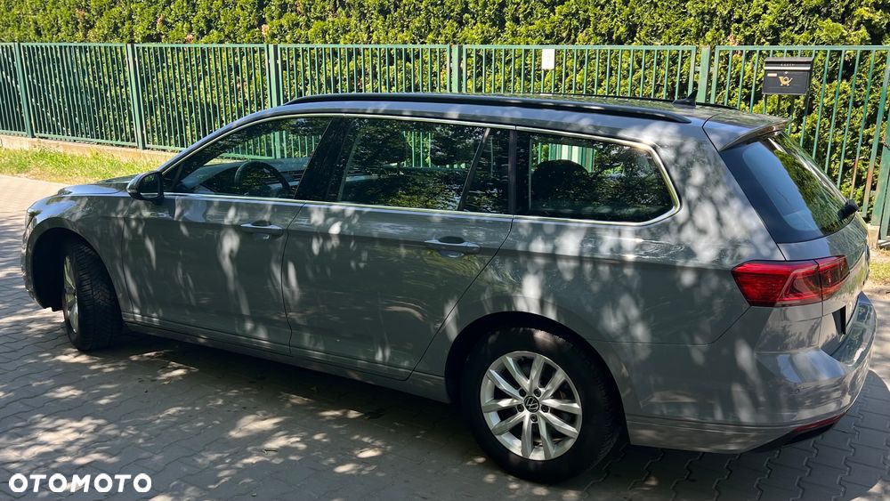 Volkswagen Passat Variant 1.5 TSI EVO Business DSG - 9