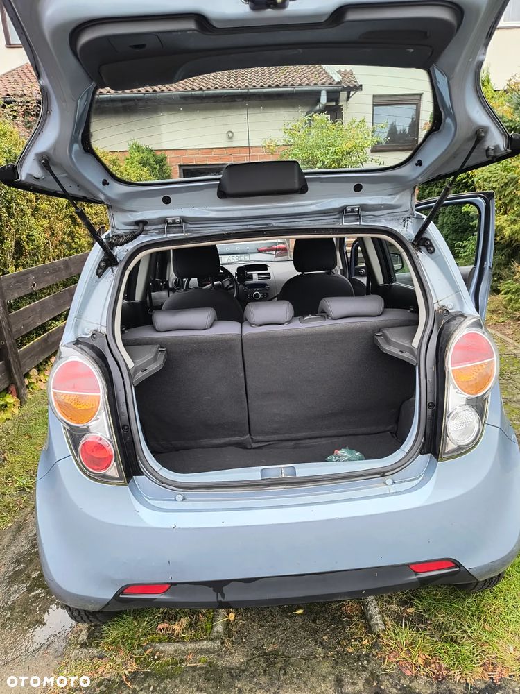 Chevrolet Spark - 2