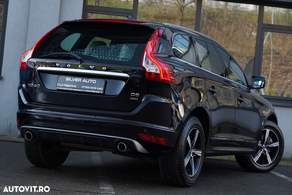 Volvo XC 60 D5 AWD Geartronic Summum - 16
