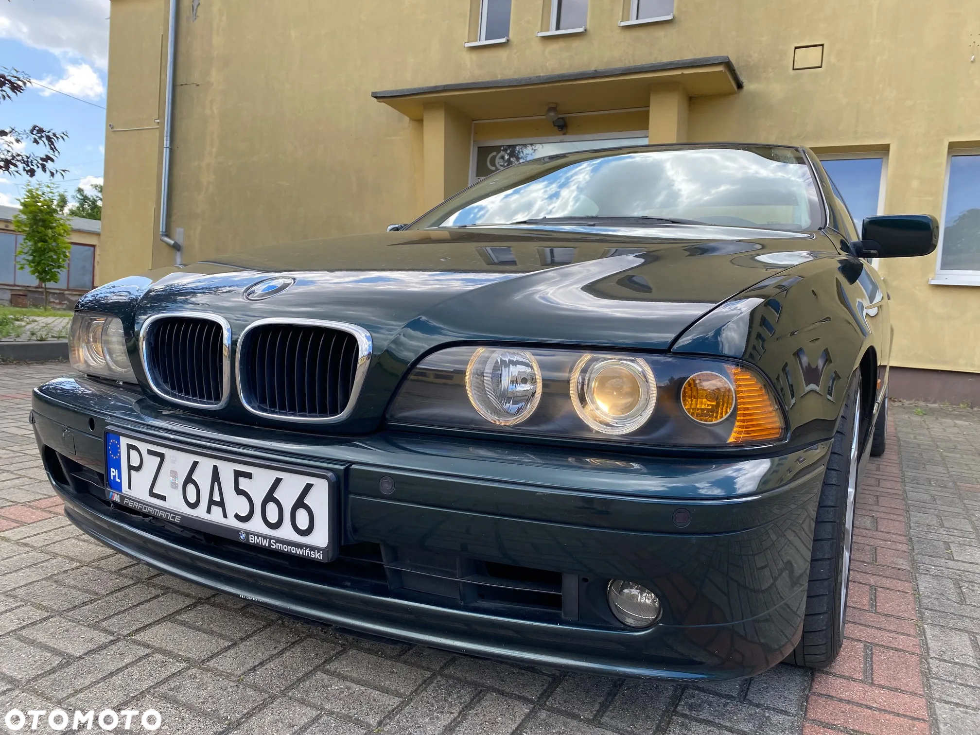 BMW Seria 5 520i - 14