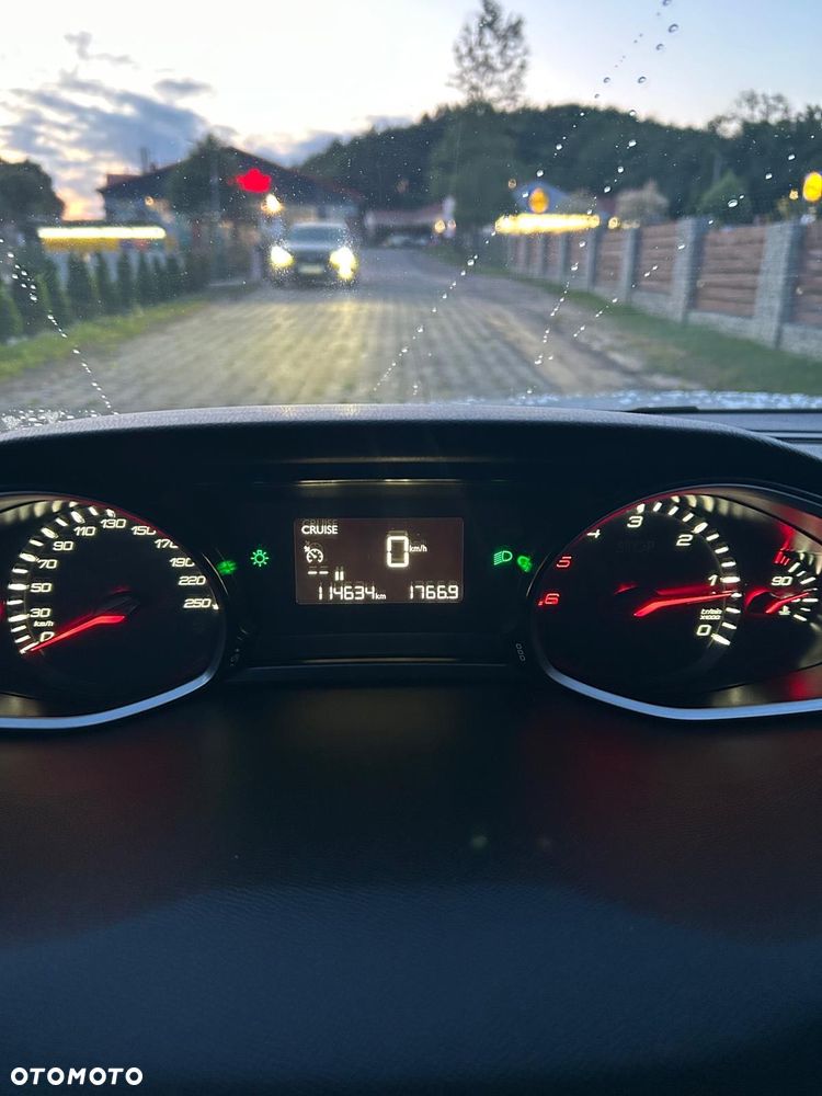 Peugeot 308 - 7