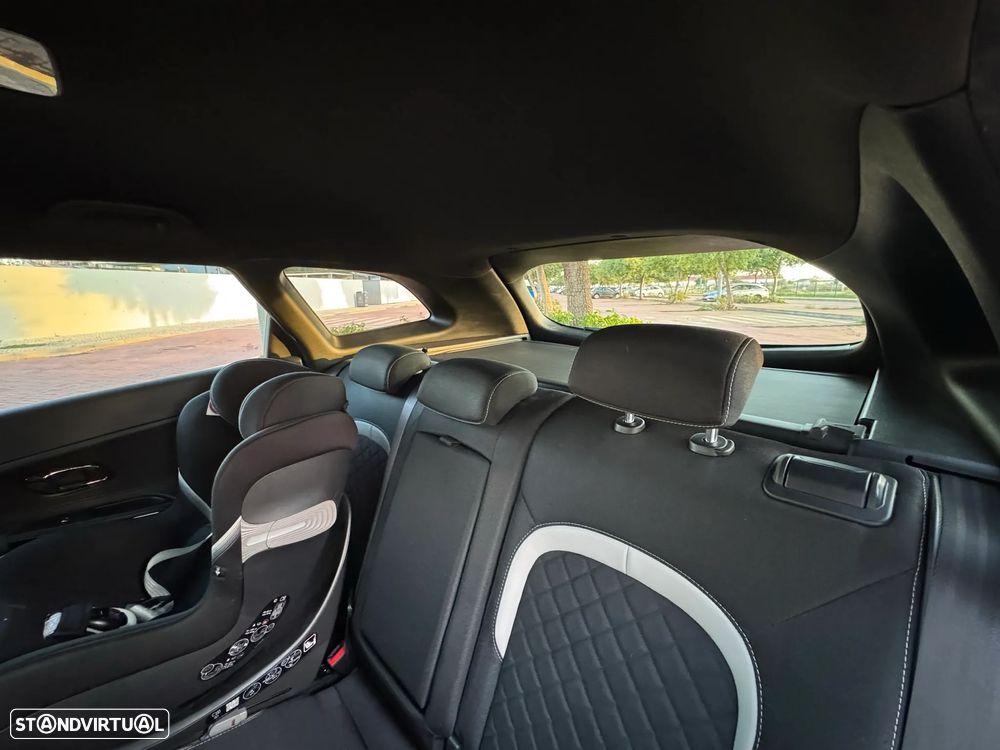 Kia Ceed SW 1.6 CRDi GT Line - 17