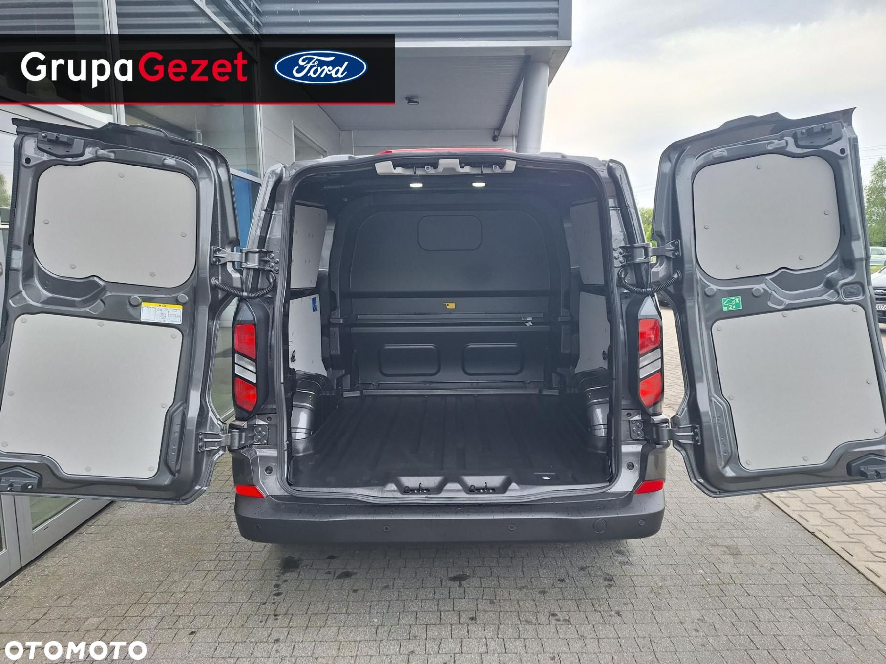 Ford Transit Custom - 14