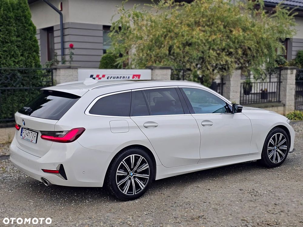 BMW Seria 3 320d xDrive Luxury Line sport - 8
