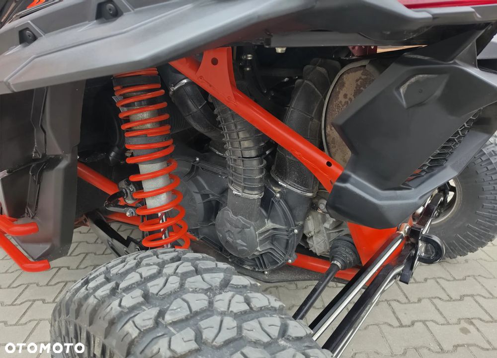 Can-Am Maverick - 36