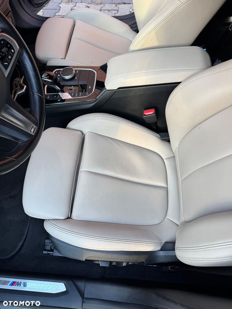 BMW Seria 2 218i - 15
