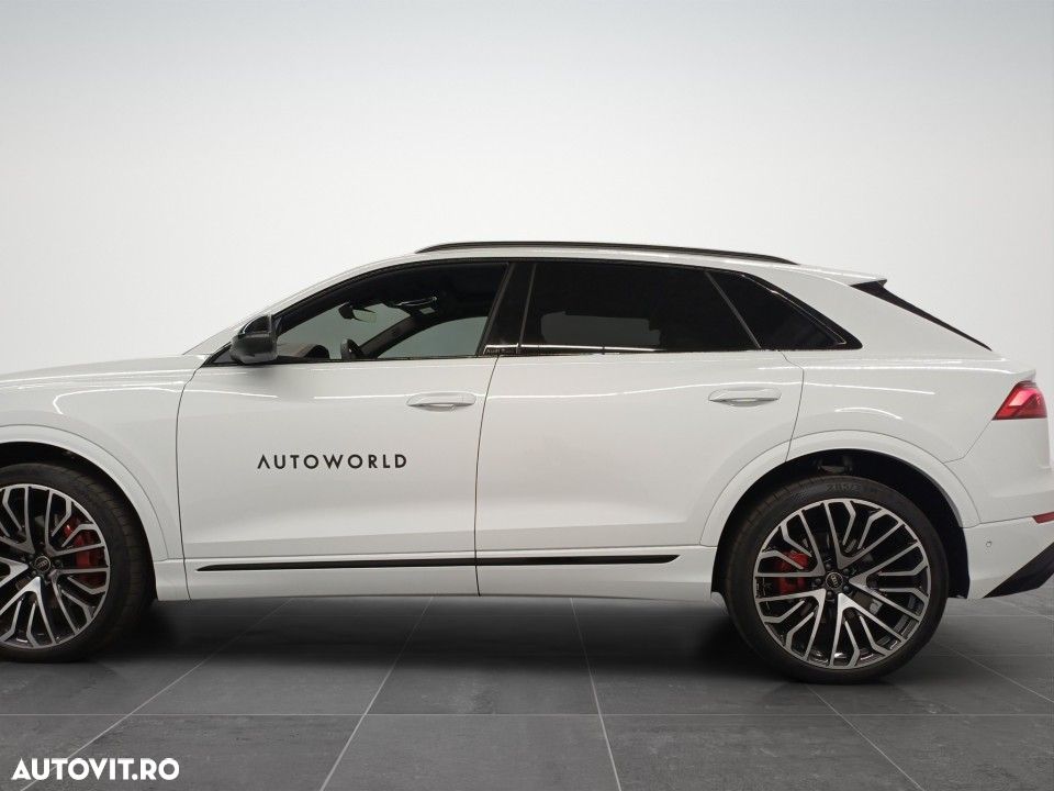 Audi Q8 - 2