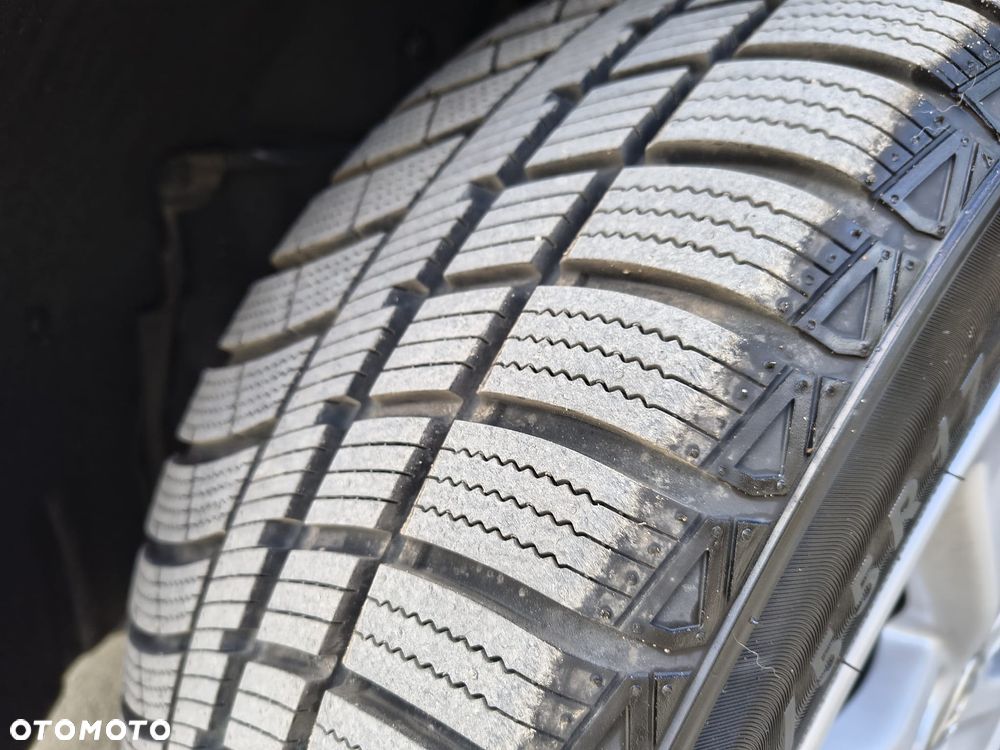 Honda HR-V 1.8 EX Sport Utility AWD CVT - 16