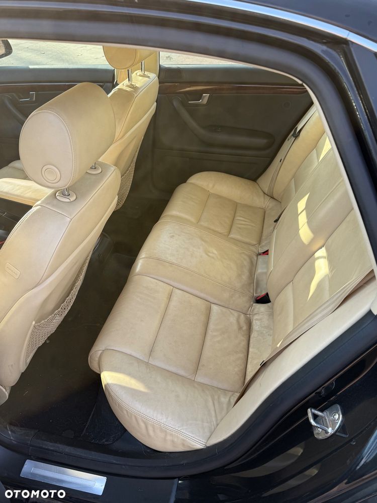 Audi A4 Avant 2.0T FSI - 8