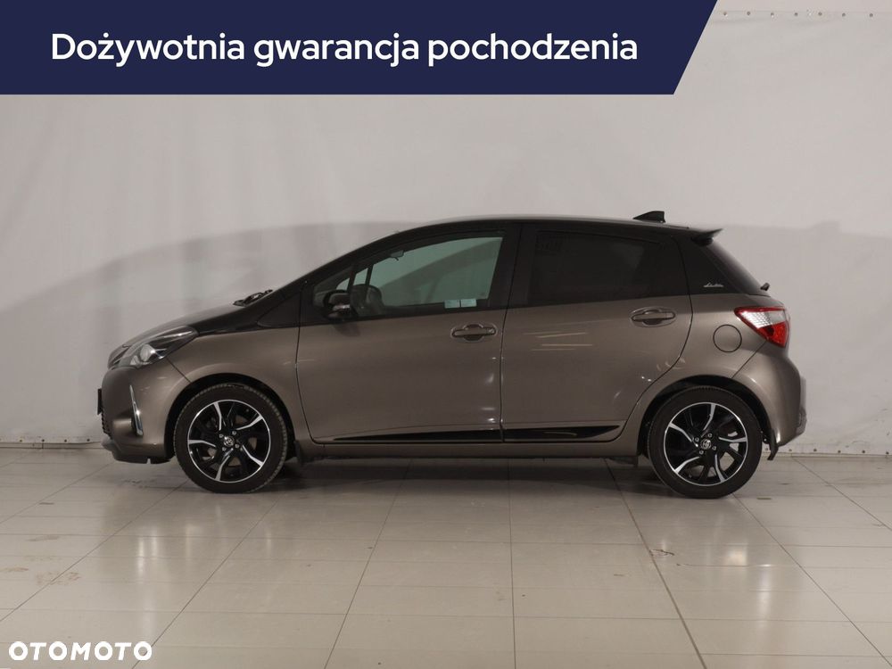 Toyota Yaris 2017 photo 3