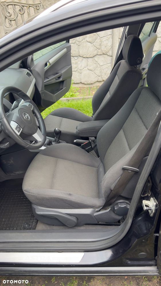 Opel Astra - 10