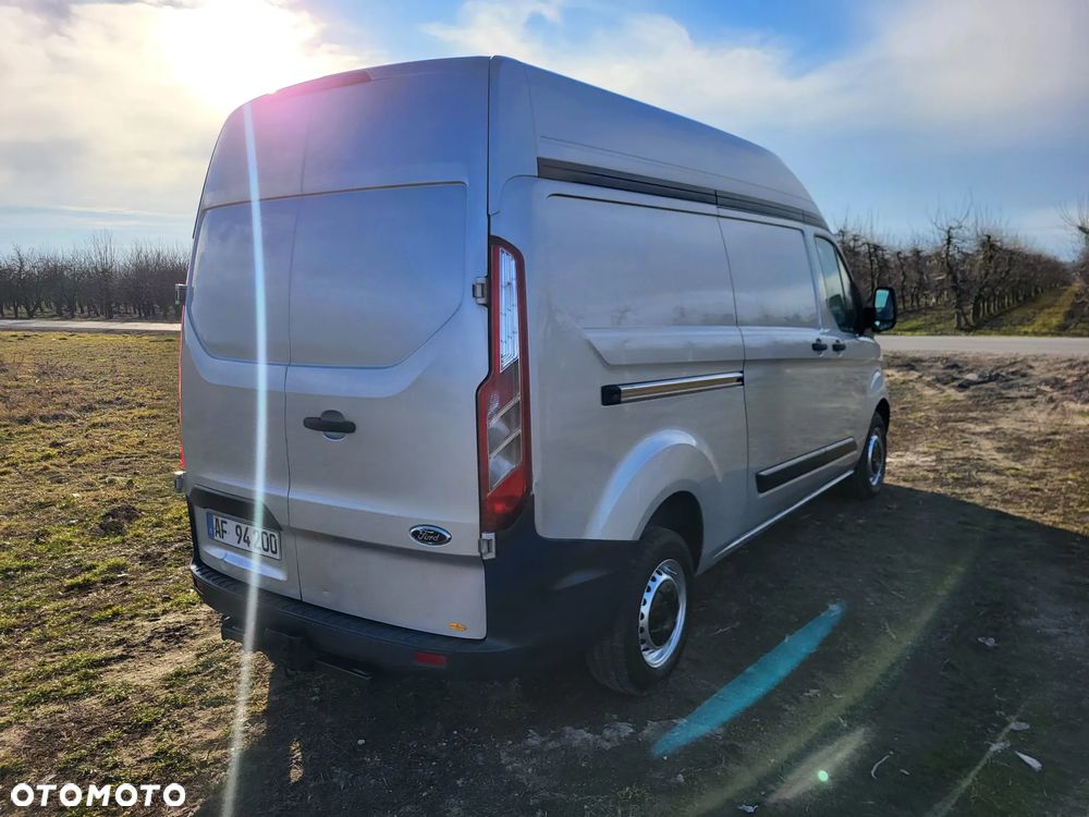 Ford Transit Custom - 9