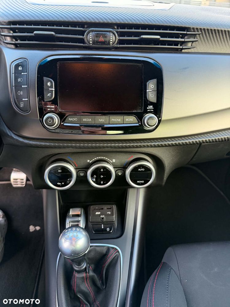 Alfa Romeo Giulietta 1.4 TB 16V Multiair Sprint - 21