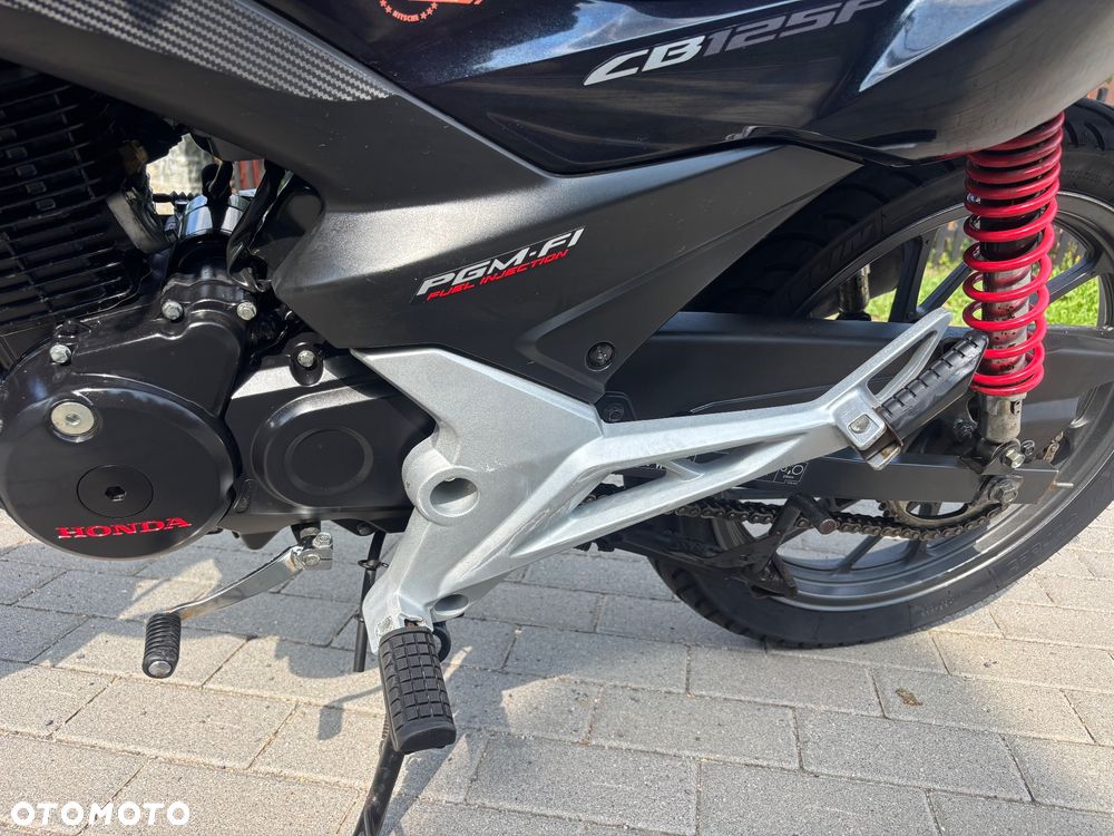 Honda CBF - 11