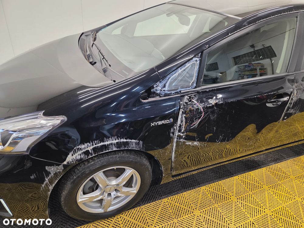 Toyota Prius+ (Hybrid) Executive - 19