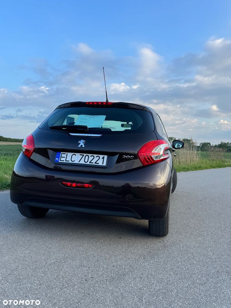 Peugeot 208 1.2 PureTech Allure - 8