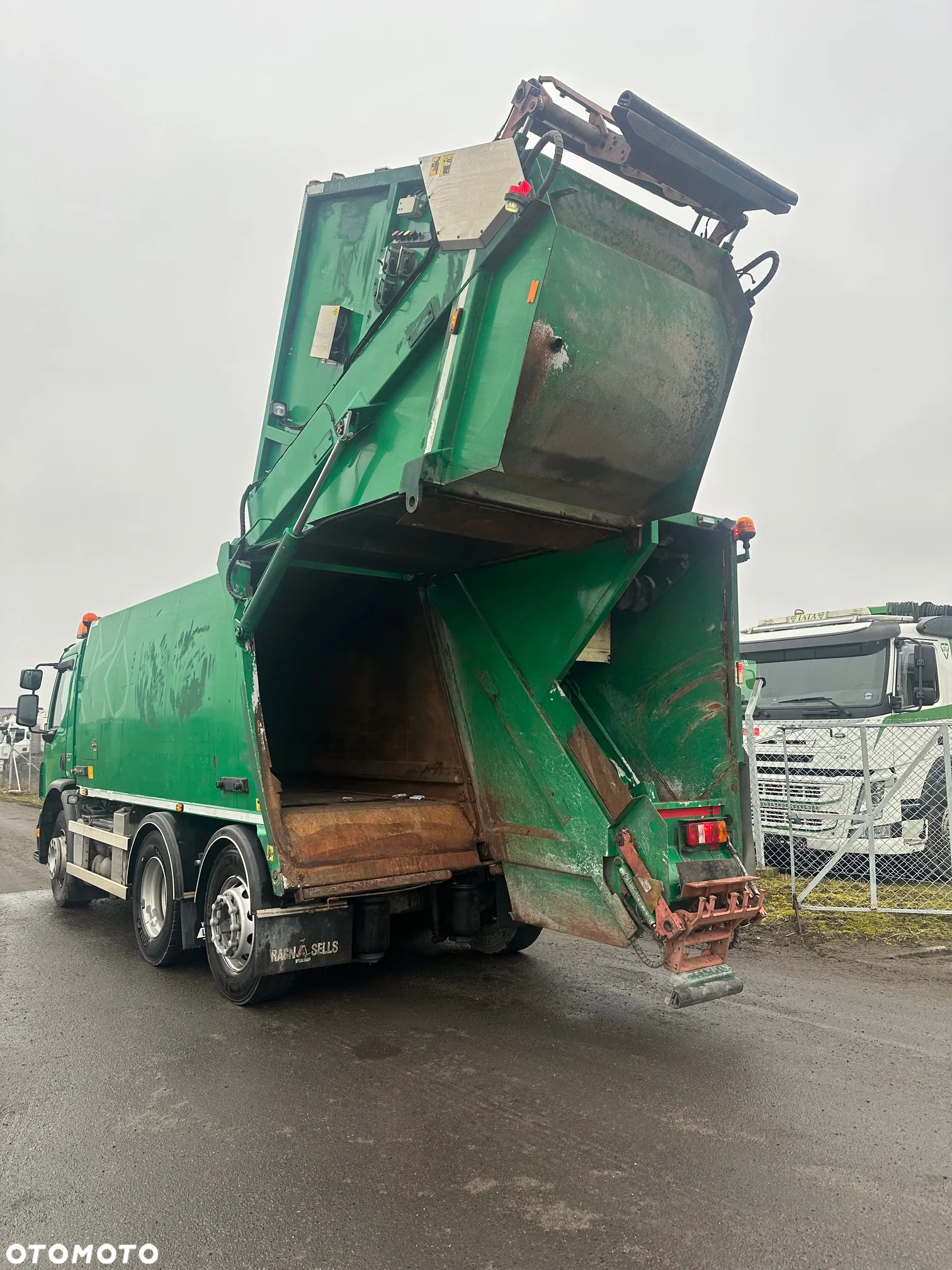 Volvo FE 300 - 5