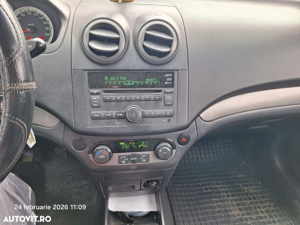 Chevrolet Aveo - 7