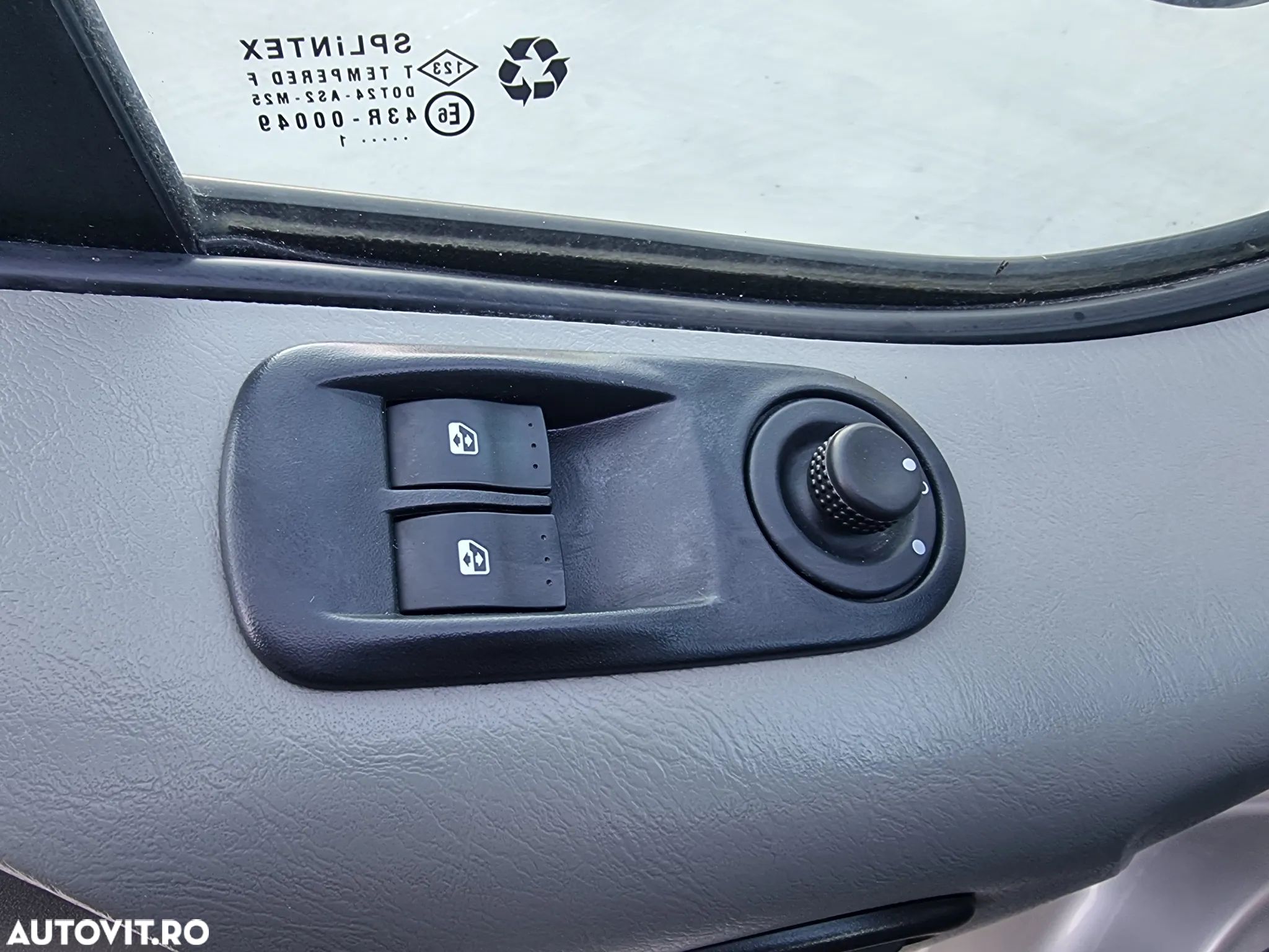 Opel Vivaro Combi 2.0 CDTI LWB EURO5 - 15