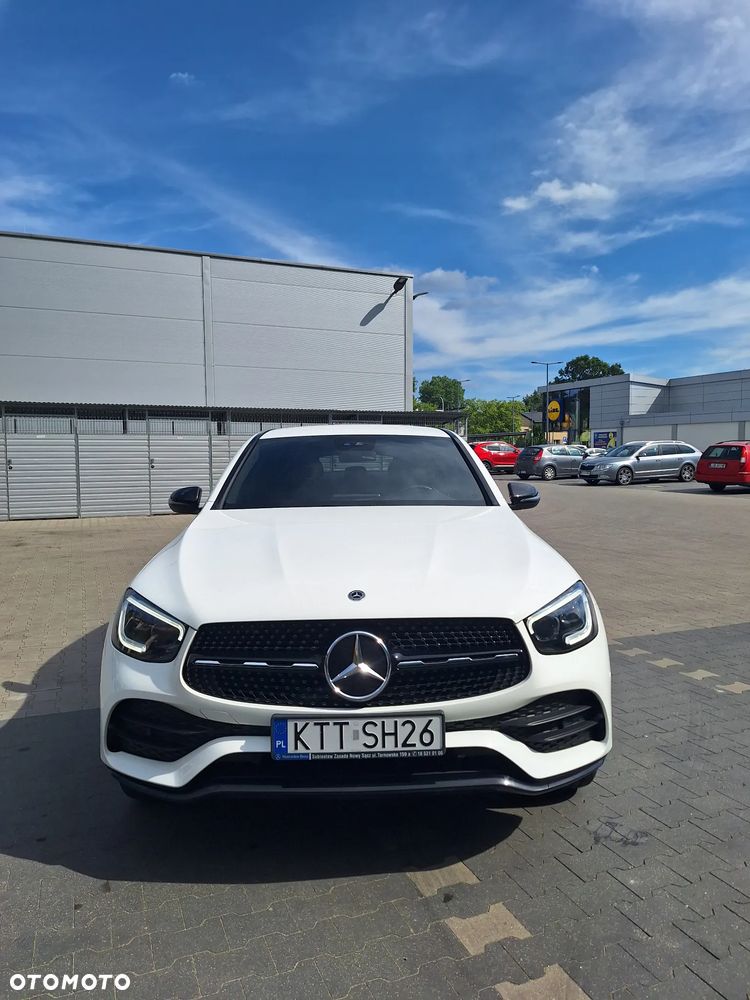 Mercedes-Benz GLC 200 4-Matic - 4