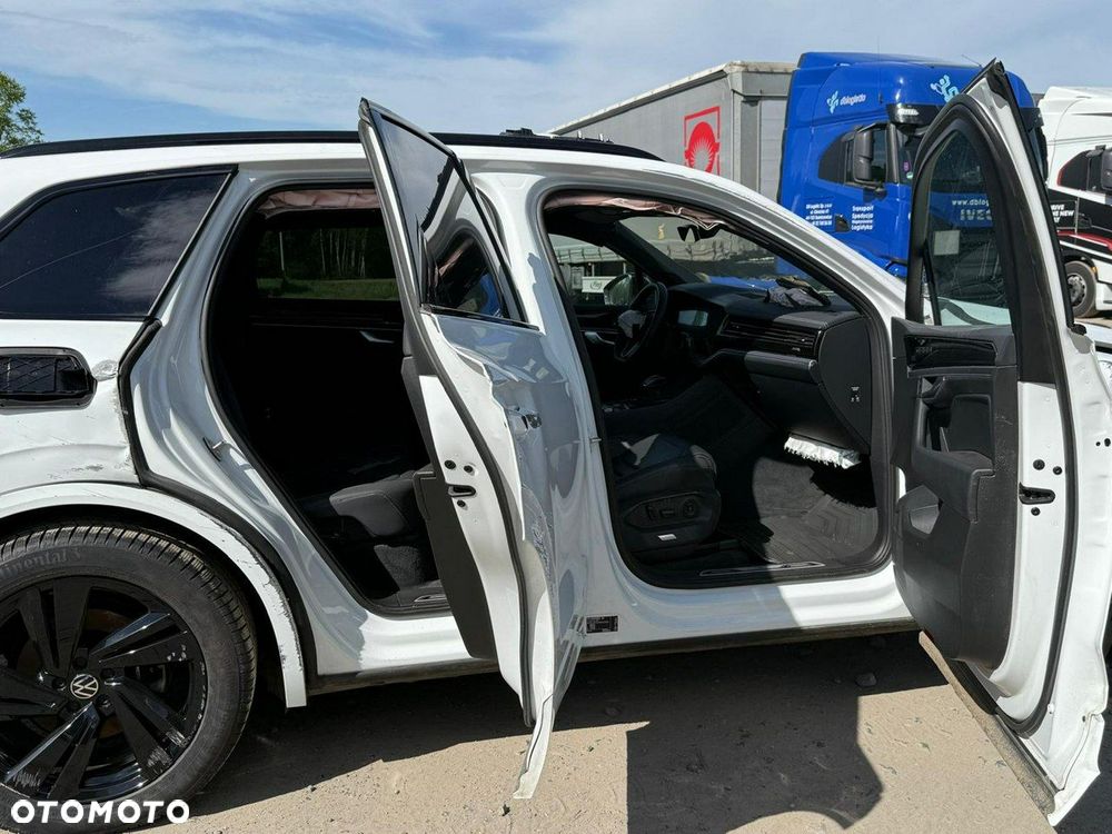 Volkswagen Touareg 3.0 V6 TDI SCR 4Motion Automatik R-Line - 3