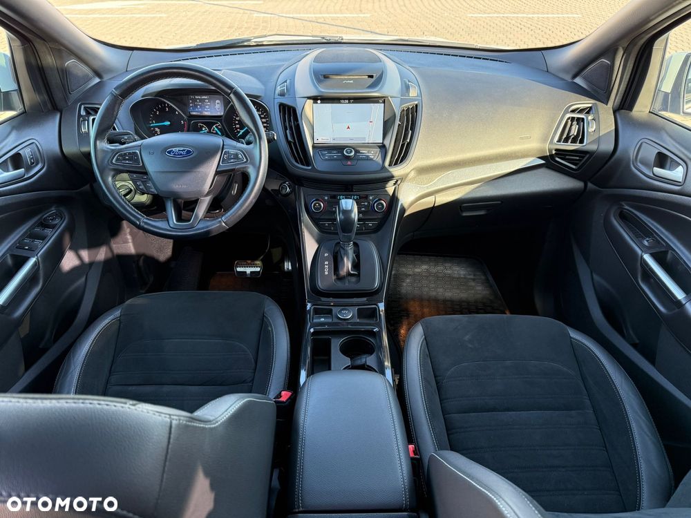 Ford Kuga 2.0 TDCi 4x4 ST-Line - 12