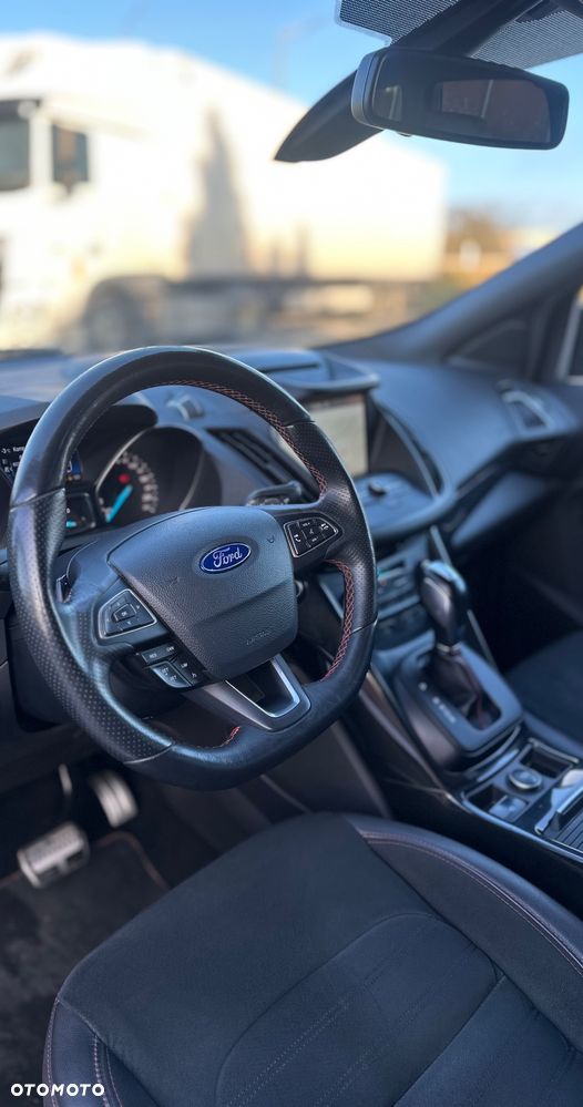 Ford Kuga 2.0 TDCi 4x4 ST-Line - 20