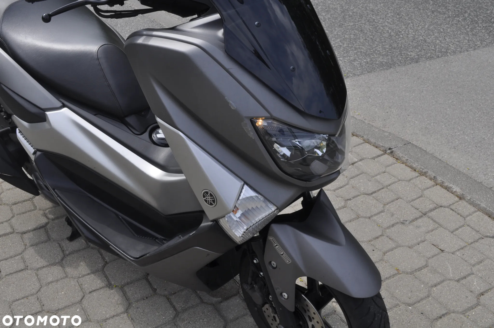 Yamaha NMAX - 18