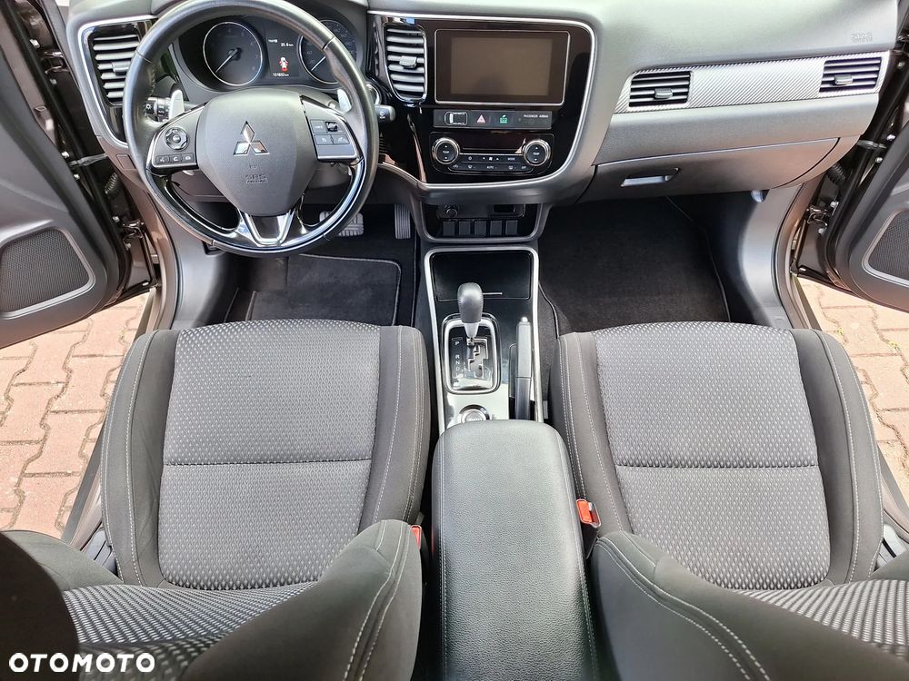 Mitsubishi Outlander 2.0 4WD CVT Plus - 8
