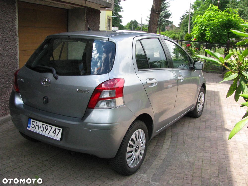 Toyota Yaris 1.33 2010 - 10
