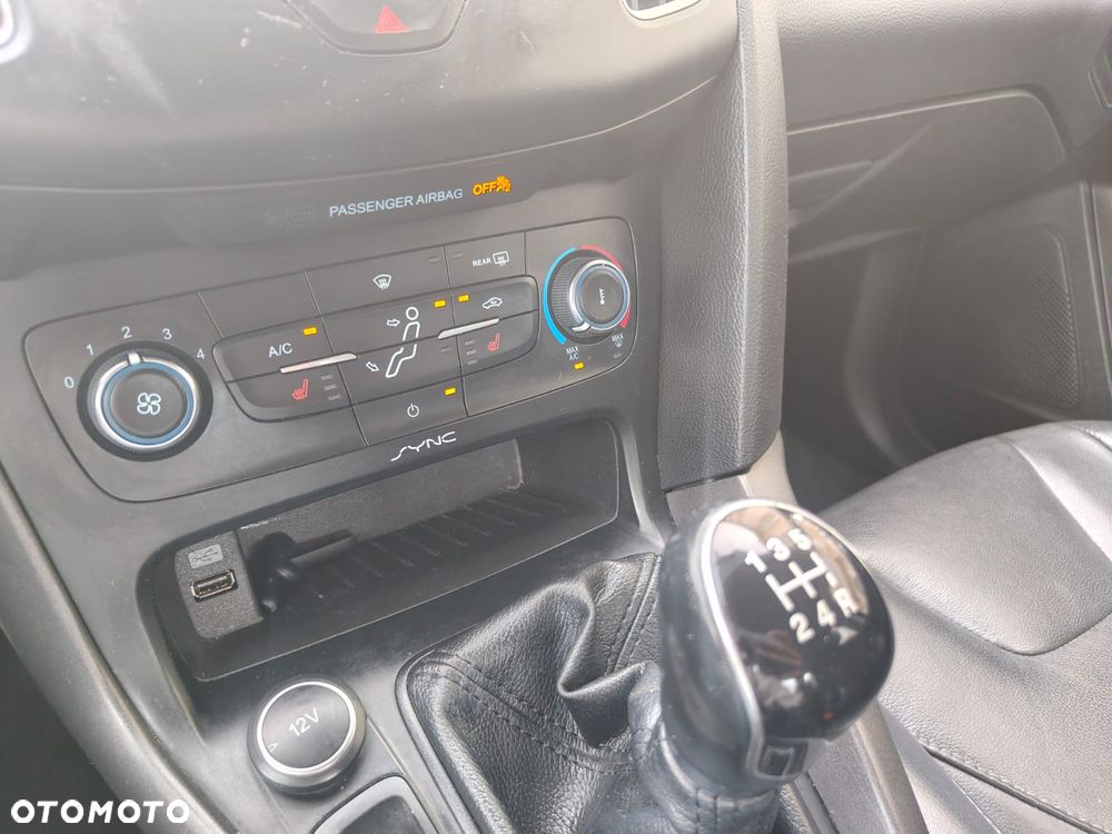 Ford Focus - 19